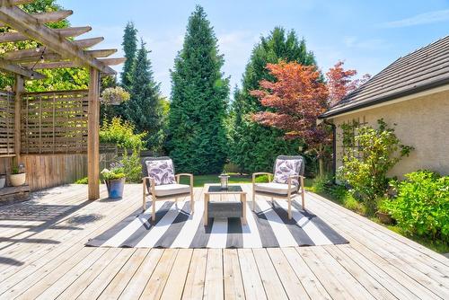 3331 Rosemary Heights Crescent, Surrey, BC 