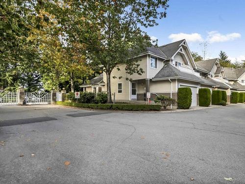 1 13918 58 Avenue, Surrey, BC 