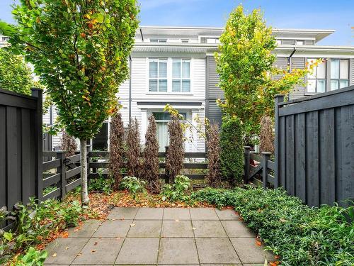 21 14955 101A Avenue, Surrey, BC 