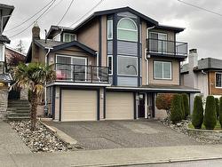 15523 BUENA VISTA AVENUE  White Rock, BC V4B 1Y9