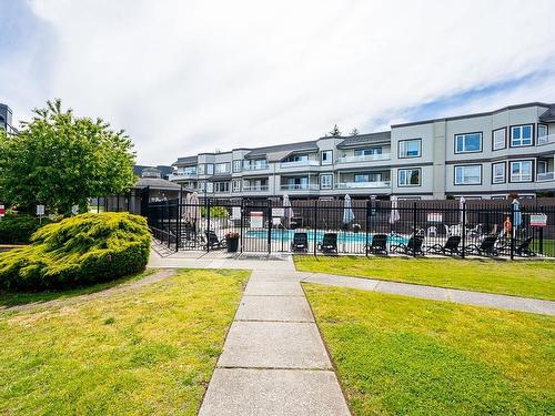 210 1870 E Southmere Crescent, Surrey, BC 