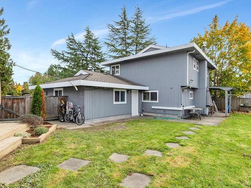 14445 Chartwell Drive, Surrey, BC 