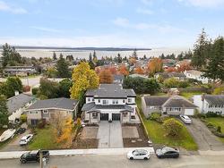 15570A OXENHAM AVENUE  White Rock, BC V4B 2J3