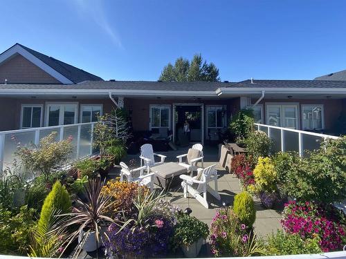 411 6470 194 Street, Surrey, BC 