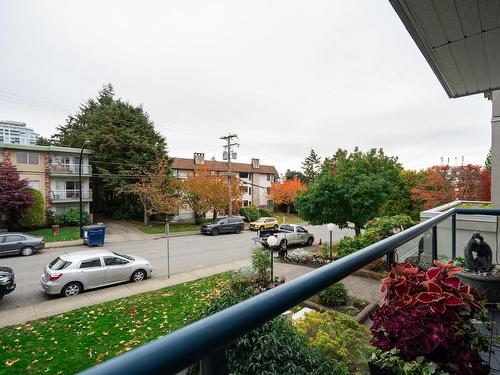 208 1441 Blackwood Street, White Rock, BC 