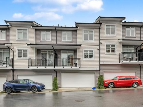 16 2070 Oak Meadows Drive, Surrey, BC 