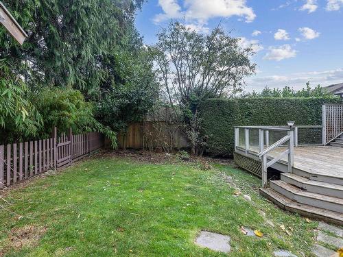 13765 Coldicutt Avenue, White Rock, BC 