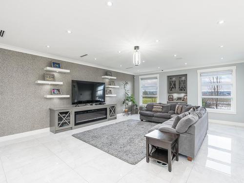 17012 57 Avenue, Surrey, BC 