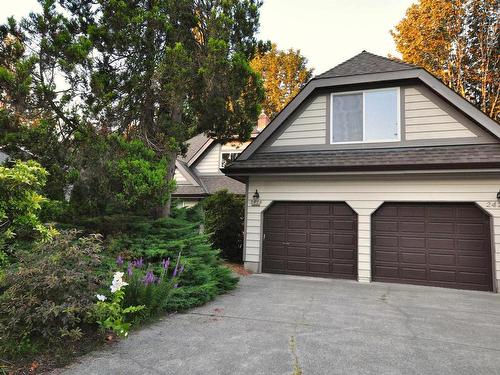 2428 Woodstock Drive, Abbotsford, BC 