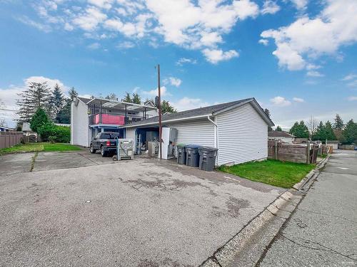 13524 64 Avenue, Surrey, BC 