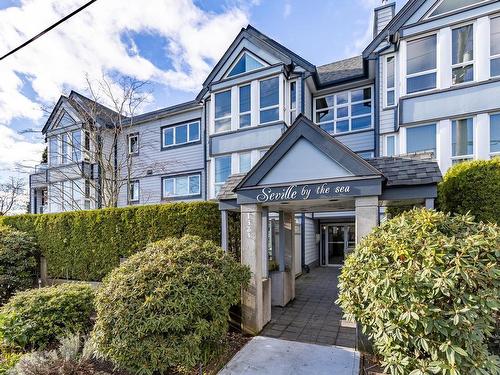 201 1323 Merklin Street, White Rock, BC 