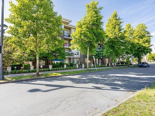 L103 13555 Gateway Drive, Surrey, BC 