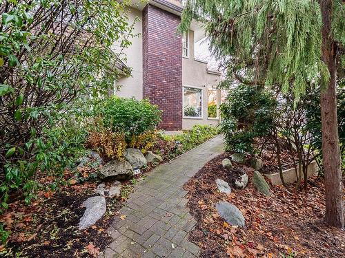 101 1225 Merklin Street, White Rock, BC 