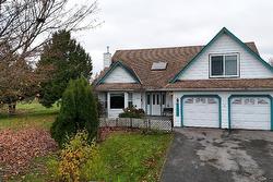 14505 89 Avenue  Surrey, BC V3R 8B2