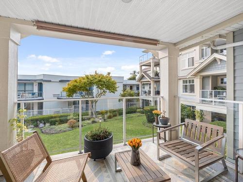 211 15621 Marine Drive, White Rock, BC 