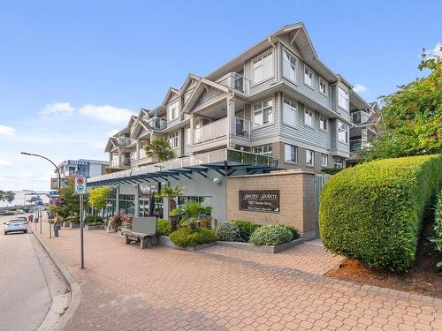 211 15621 Marine Drive, White Rock, BC 