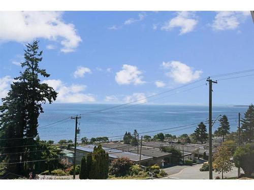 14815 Hardie Avenue, White Rock, BC 