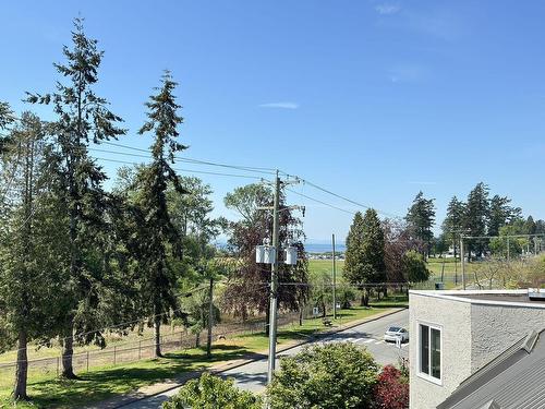 8 15971 Marine Drive, White Rock, BC 