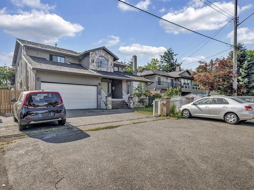 10627 138A Street, Surrey, BC 