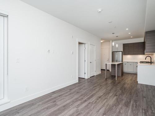 A307 20727 Willoughby Town Centre Drive, Langley, BC 