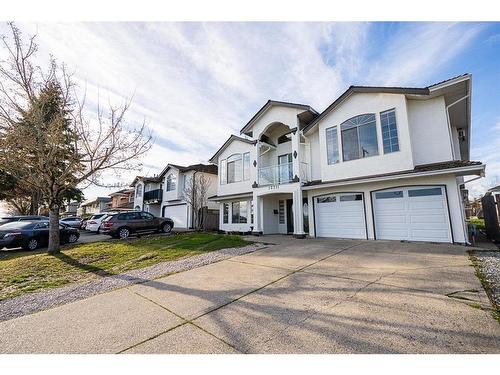 15711 80 Avenue, Surrey, BC 