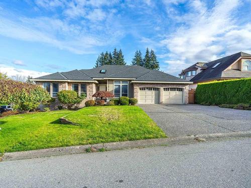 10742 Walnut Close, Surrey, BC 