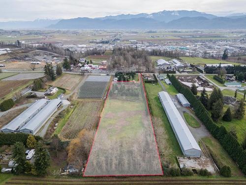 707 Mckenzie Road, Abbotsford, BC 