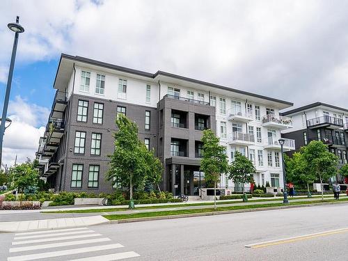 112 13929 105 Boulevard, Surrey, BC 