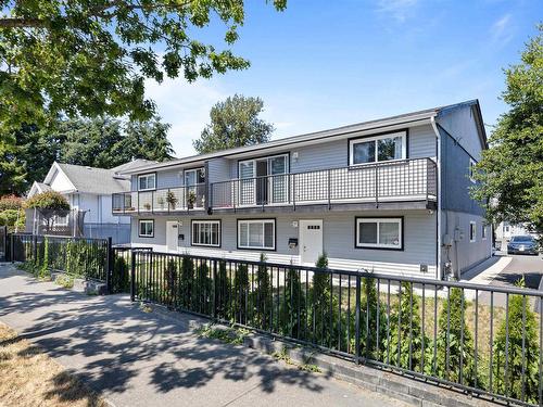 15825-15827 96 Avenue, Surrey, BC 