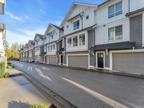 51 9688 162A Street, Surrey, BC 