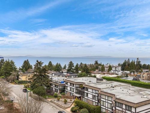 304 1480 Foster Street, White Rock, BC 