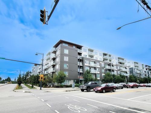 Th1 10581 140 Street, Surrey, BC 