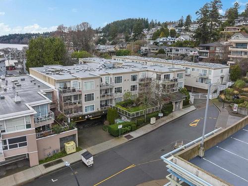 201 1153 Vidal Street, White Rock, BC 