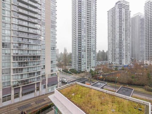 704 9887 Whalley Boulevard, Surrey, BC 