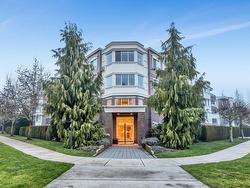 205-15357 Roper Avenue  White Rock, BC V4B 2G2