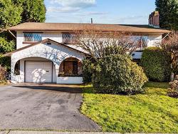 1518 PARKER PLACE  White Rock, BC V4B 4S5