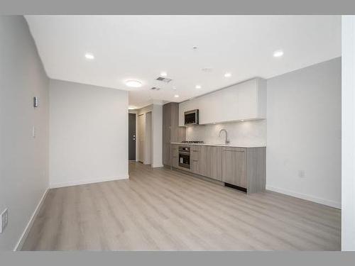 308-10333 133 Street, Surrey, BC 