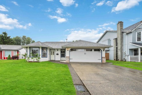 2717 Dehavilland Court  Abbotsford, BC V2T 5L3