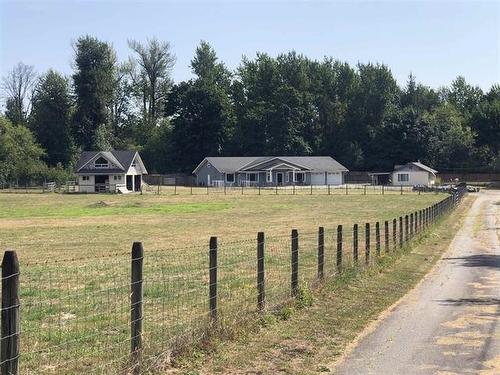 4102 Lefeuvre Road  Abbotsford, BC V4X 1N8