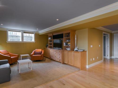 14008 Marine Drive, White Rock, BC 