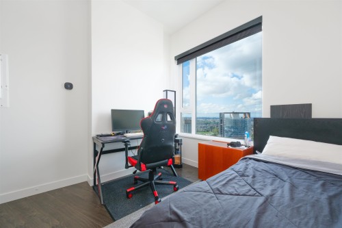 4105-9887 Whalley Boulevard, Surrey, BC 