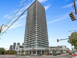 2212-13685 102 Avenue  Surrey, BC V3T 1N7