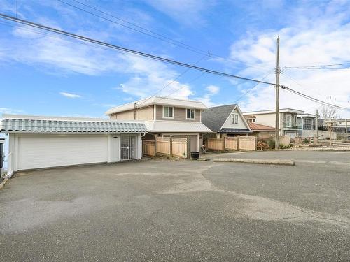 15452 Victoria Avenue, White Rock, BC 