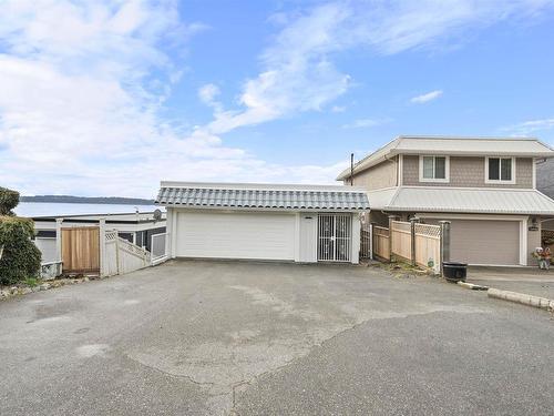 15452 Victoria Avenue, White Rock, BC 