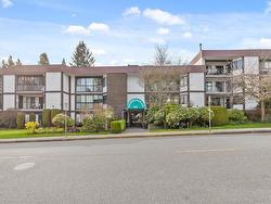 104-1521 Blackwood Street  White Rock, BC V4B 3V6