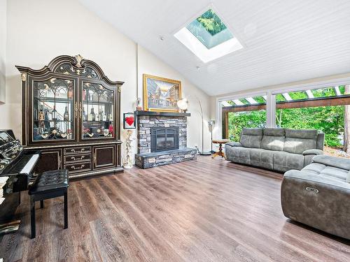 7037 Woodcrest Place  Delta, BC V4E 2P2