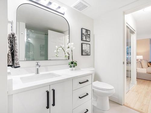 201-13870 70 Avenue, Surrey, BC 