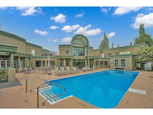 201-13870 70 Avenue, Surrey, BC 