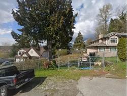 12915 111 Avenue  Surrey, BC V3T 2R5