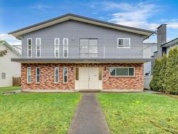 13052 64 Avenue  Surrey, BC V3W 1X7